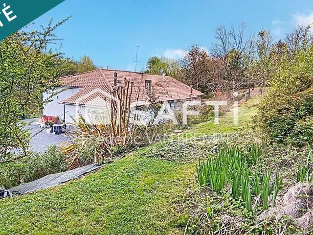 Propriété comprenant deux Maisons de 121M2 et 107M2 — photo du bien