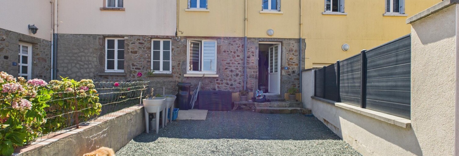 Maison 3 Pièces 70 m² à vendre à Saint-Sauveur-Villages (50490)