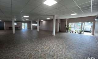 Commerce  200 m² à louer à Saint-Louis (97421)