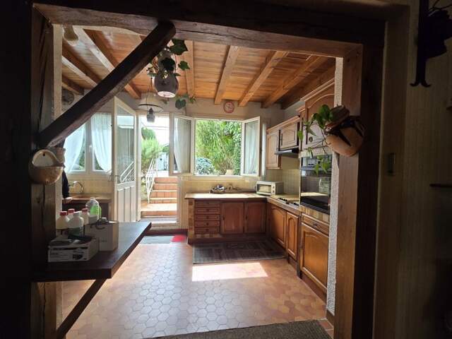 Maison de bourg de 8 pièces principales — photo du bien