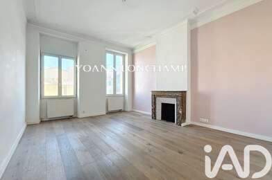 Appartement 3 pièces 1290 €