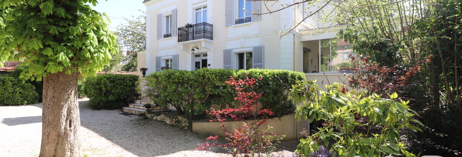 Maison 10 Pièces 305 m² à vendre à Montereau-Fault-Yonne (77130)