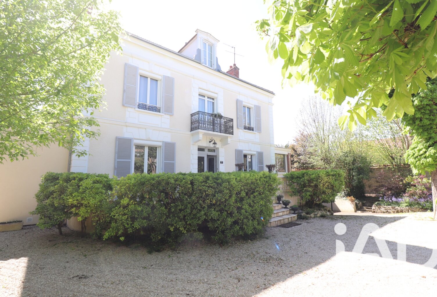 Vente Maison/villa 10 pièces — photo 1