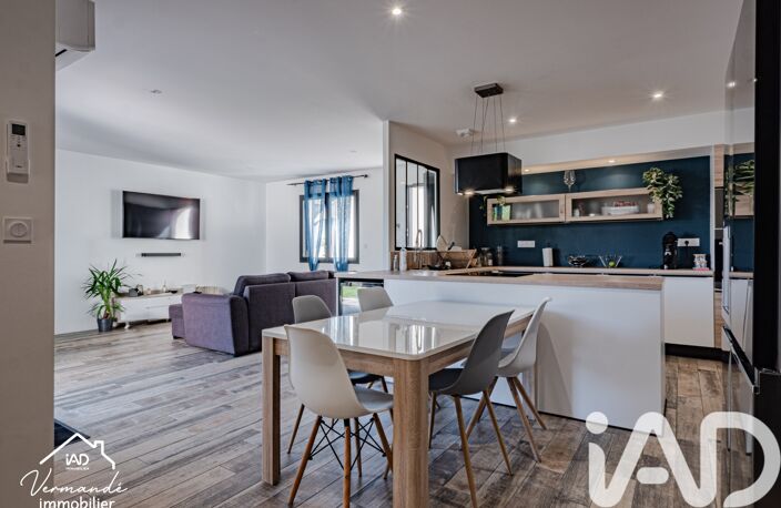 Vente Maison/villa 6 pièces — photo 2