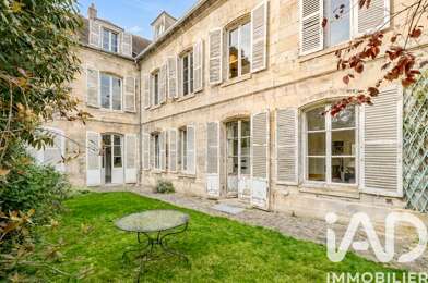 Maison 8 pièces 749000 €