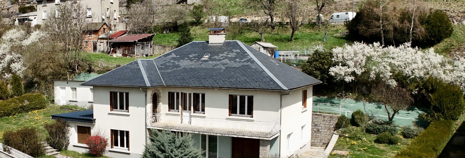 Maison 8 Pièces 211 m² à vendre à Saint-Alban-sur-Limagnole (48120)