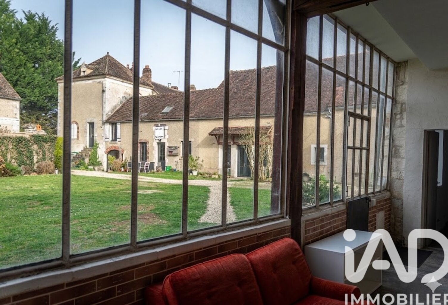 Vente Maison/villa 8 pièces — photo 1