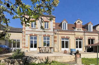 Maison 8 pièces 379000 €