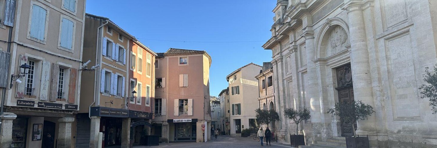 Divers  90 m² à vendre à L'Isle-sur-la-Sorgue (84800)