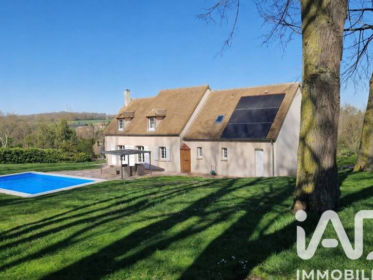 Vente Maison/villa 8 pièces — photo 1