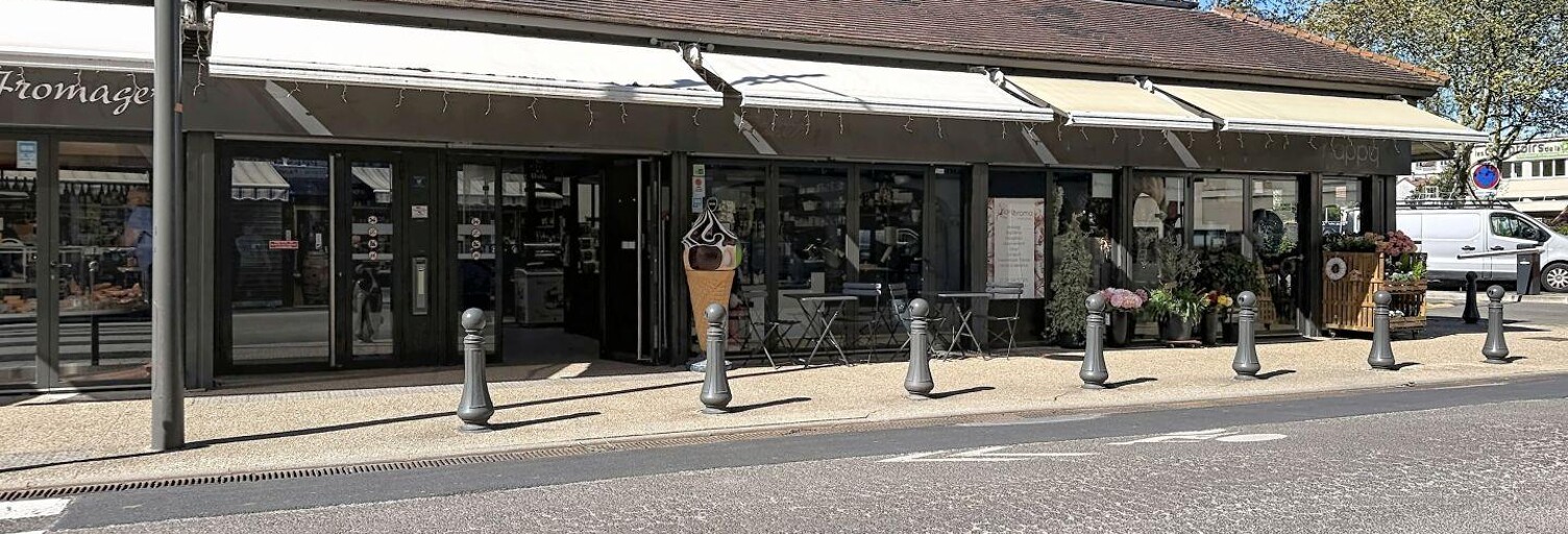 Commerce  17 m² à vendre à Carrières-sur-Seine (78420)