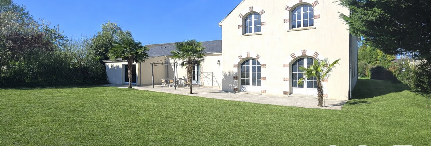 Maison 10 Pièces 113 m² à vendre à Bazoches-les-Gallerandes (45480)
