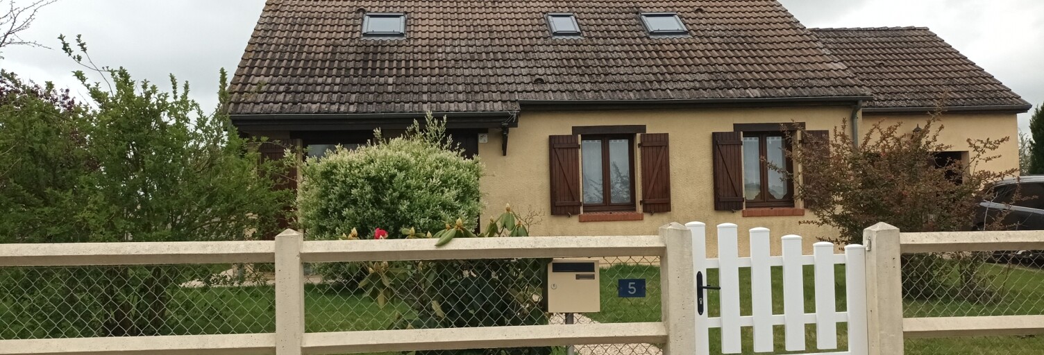 Maison 7 Pièces 95 m² à vendre à Vieuvicq (28120)