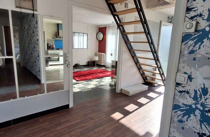 Vente Maison/villa 6 pièces — photo 2