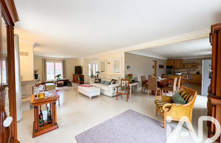 Vente Maison/villa 8 pièces — photo 4