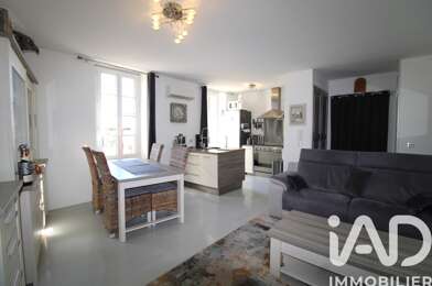 Appartement 3 pièces 1026 €