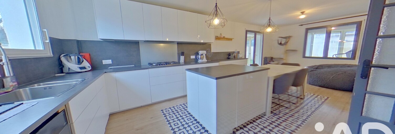 Maison 10 Pièces 209 m² à vendre à Lieusaint (77127)