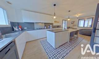 Maison 10 Pièces 209 m² à vendre à Lieusaint (77127)