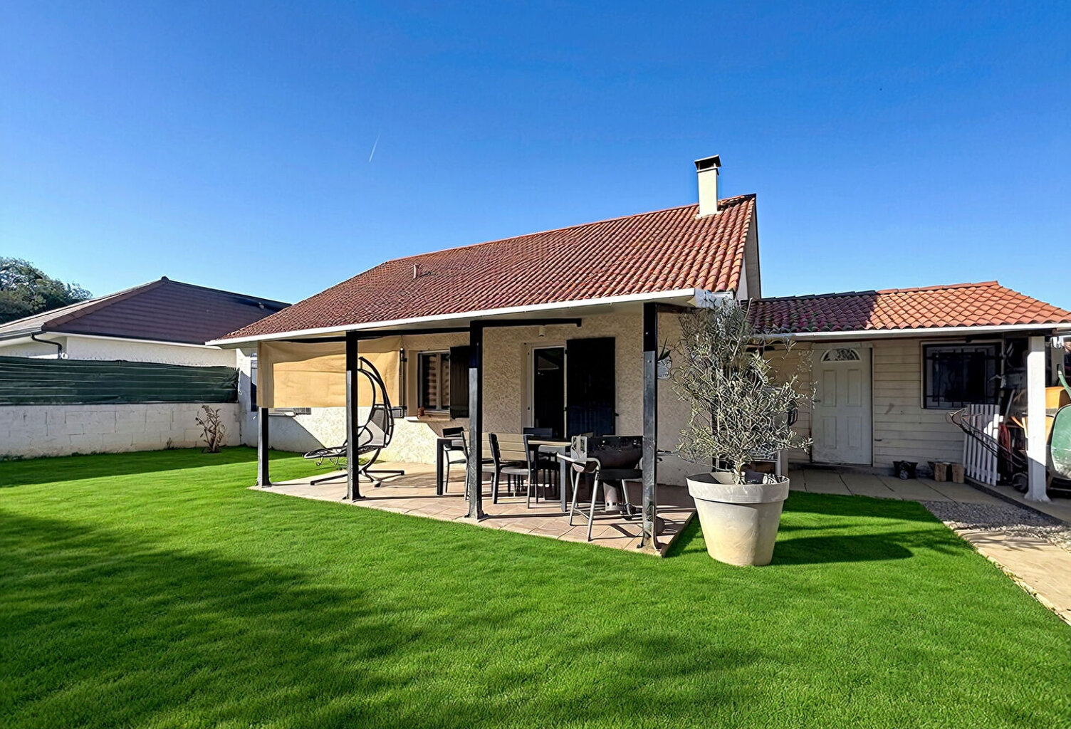Maison Morestel 5 pièce(s) 102.40 m2 — photo 1