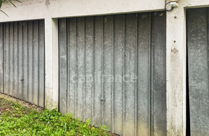 Garage (Box individuel) au calme – Rue Pierre, Bordeaux — photo 3