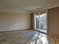 GENAY (69) - Maison 141 m² - 7 pièces - 1775 m² de terrain - Fort potentiel — photo 4
