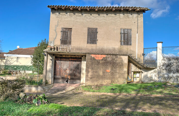 GENAY (69) - Grange de 140 m² - 4 pièces - 434 m² de terrain - Fort potentiel — photo 4