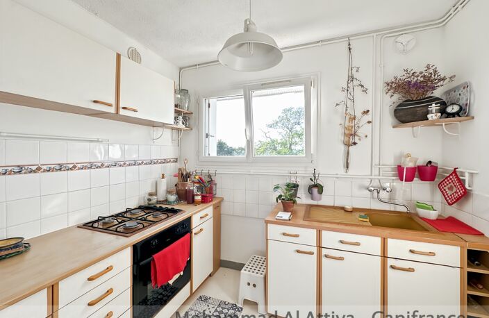 À vendre à La Rochelle, Appartement 3 pièces de 67m², dernier étage, parking, cave et balcon — photo 5
