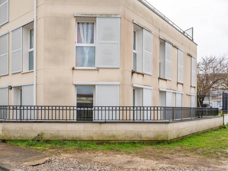Charmant T3 avec terrasse à Villenave-d'Ornon — photo 1
