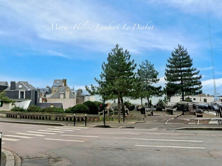 À VENDRE SAINT VINCENT GRAND STUDIO - ASCENSEUR - PARKING - CAVE — photo 1