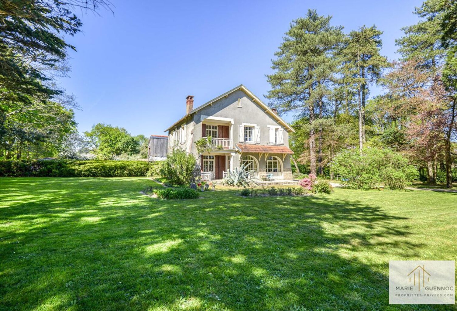 Propriété de 184m2 Haute Goulaine 7 pièce(s) avec dépendances — photo 1