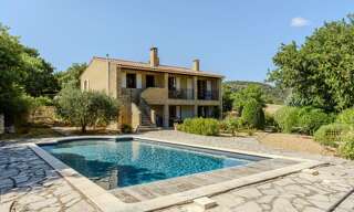 Maison 5 Pièces 177 m² à vendre à Murs (84220)