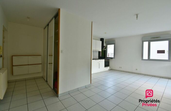 T3  très lumineux de 60 m2 en Rez de jardin - Habitation ou activité libérale — photo 4