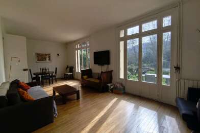 Maison 7 pièces 2400 €