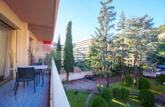 2 pièces traversant - 64 m² - Pleine vue mer - Double terrasse - Grand box fermé — photo 5