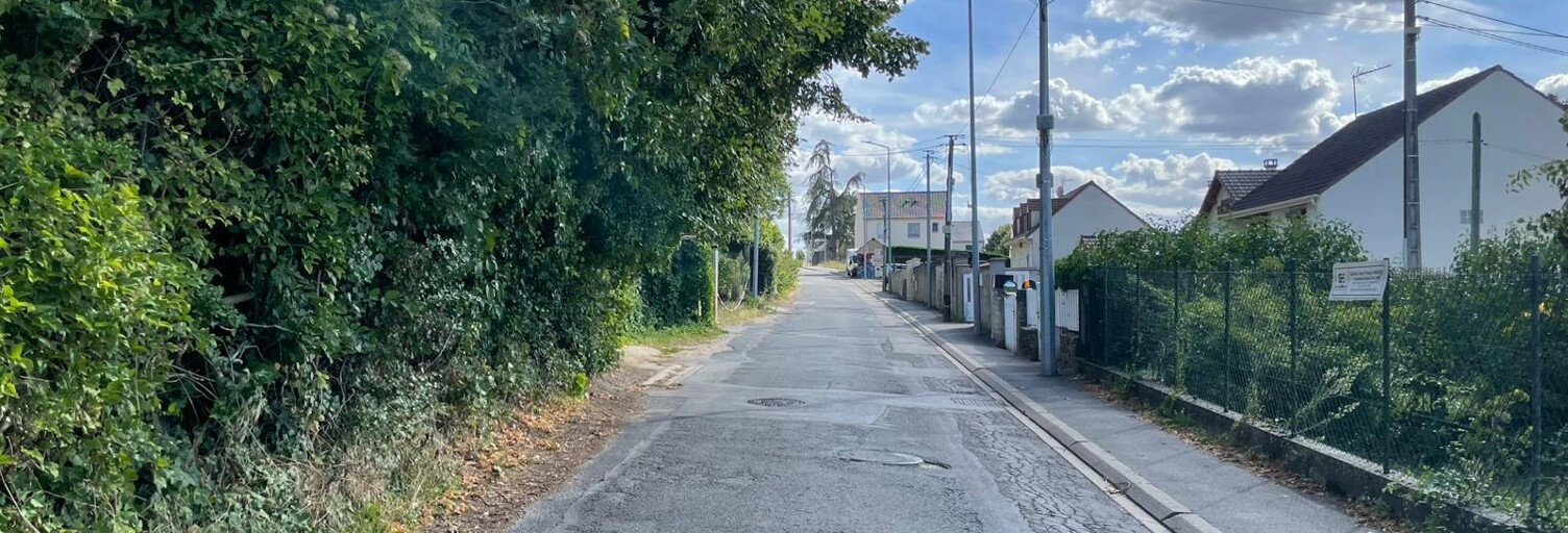 Terrain  3313 m² à vendre à La Ferté-Alais (91590)