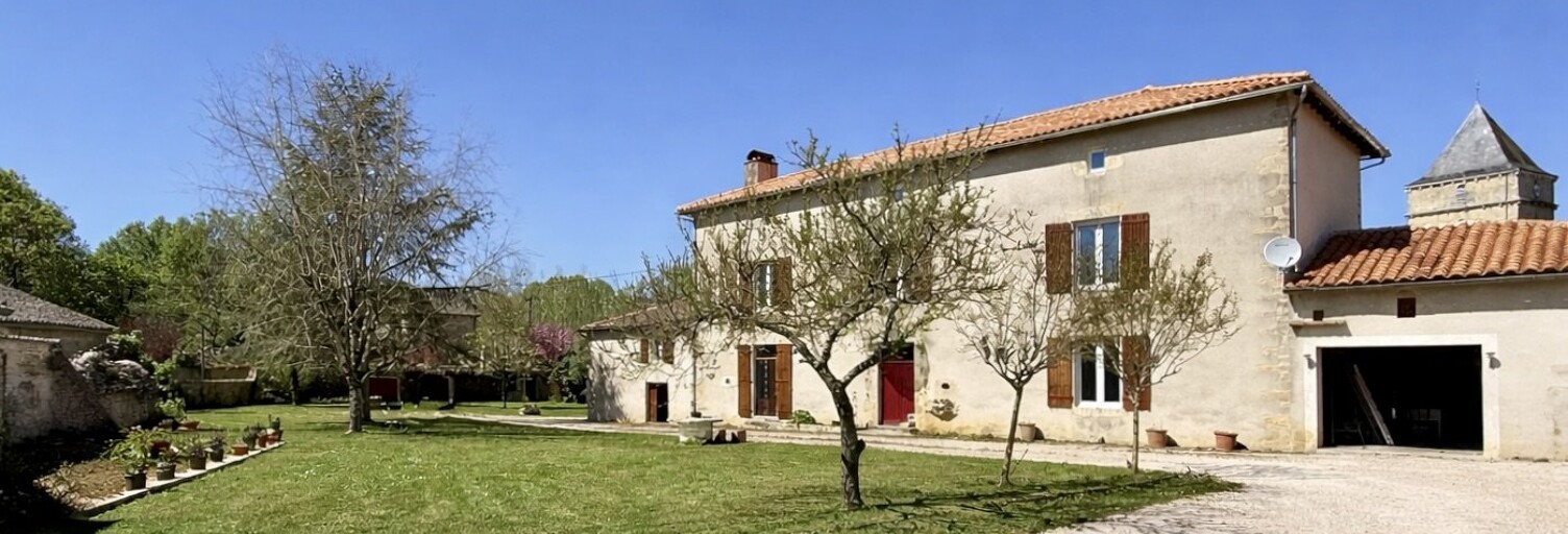 Maison 7 Pièces 233 m² à vendre à Sainte-Soline (79120)