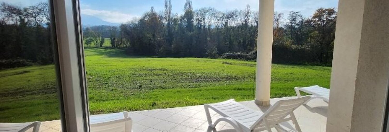 Maison 8 Pièces 400 m² à louer à Saint-Julien-en-Genevois (74160)