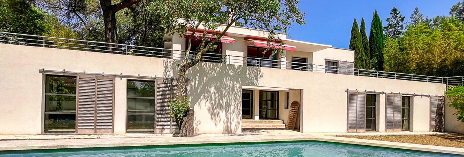 Maison 6 Pièces 273 m² à vendre à Nîmes (30000)