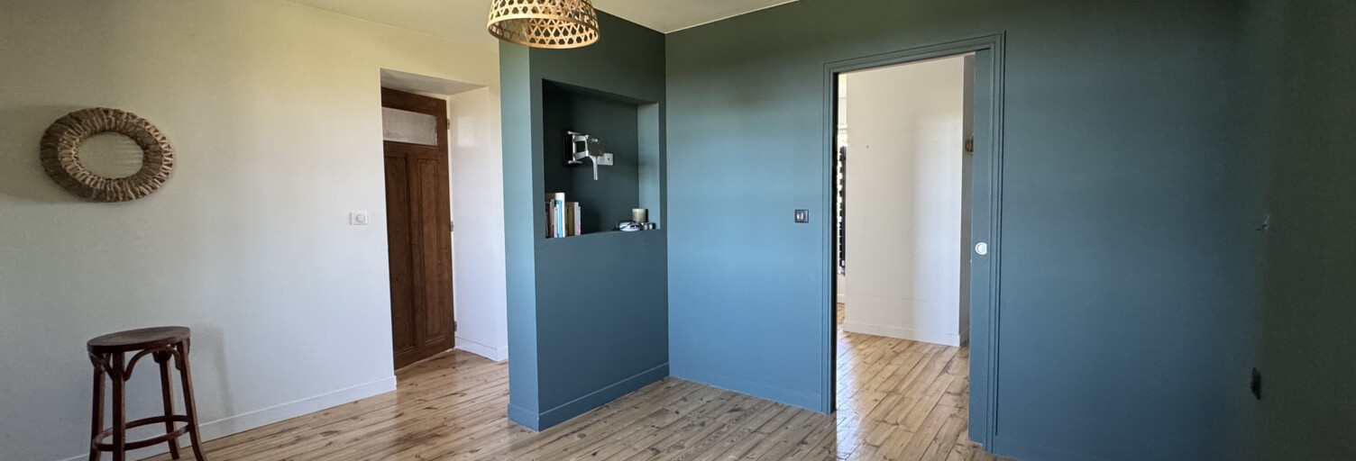 Maison 8 Pièces 282 m² à vendre à Mornand-en-Forez (42600)