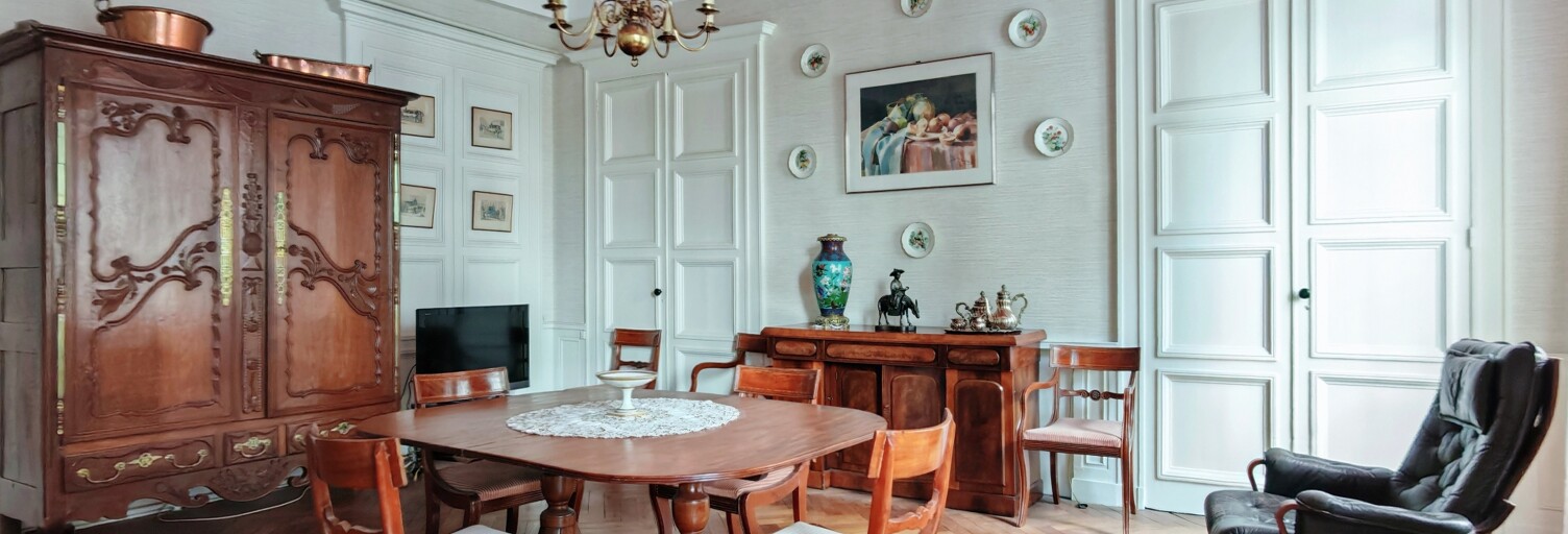 Appartement 6 Pièces 215 m² à vendre à Lyon 2 (69002)
