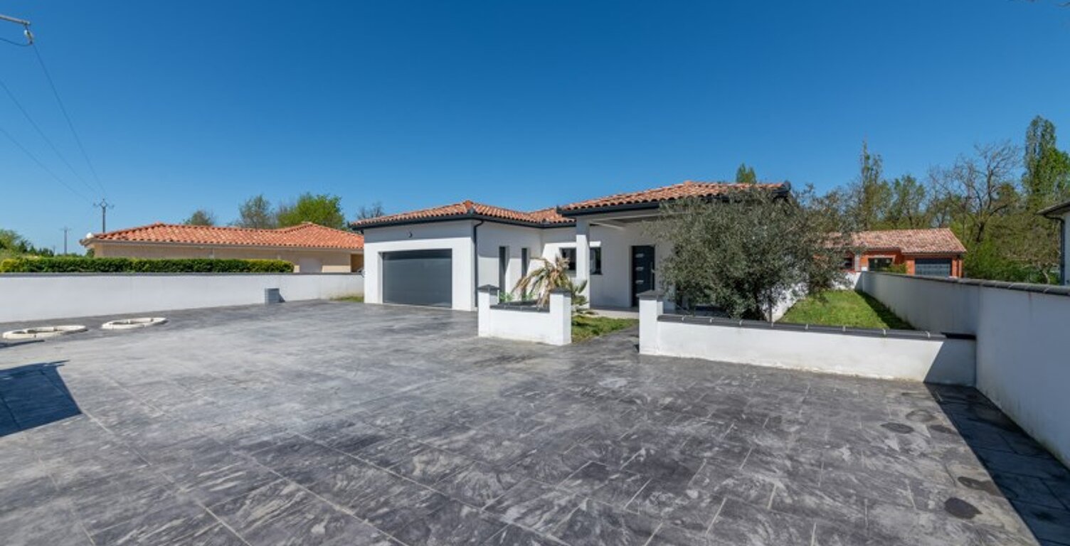 Villa de 5 pièces principales — photo 1