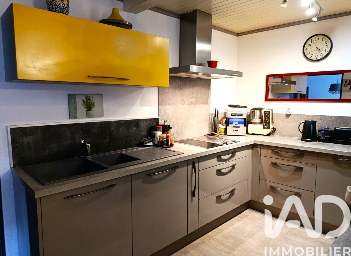 Vente Maison/villa 8 pièces - Photo 2