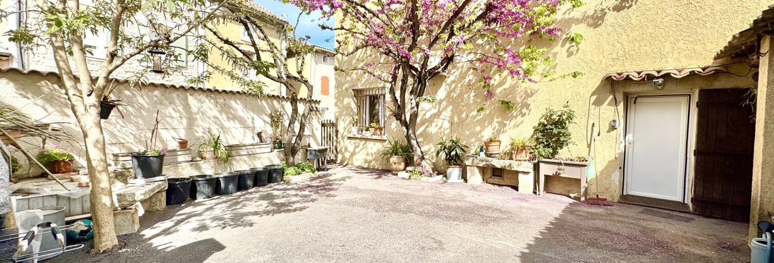 Maison 6 Pièces 107 m² à vendre à Lapalud (84840)