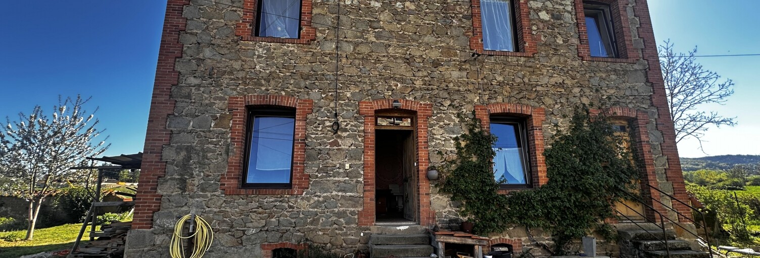 Maison 10 Pièces 106 m² à vendre à Trelins (42130)