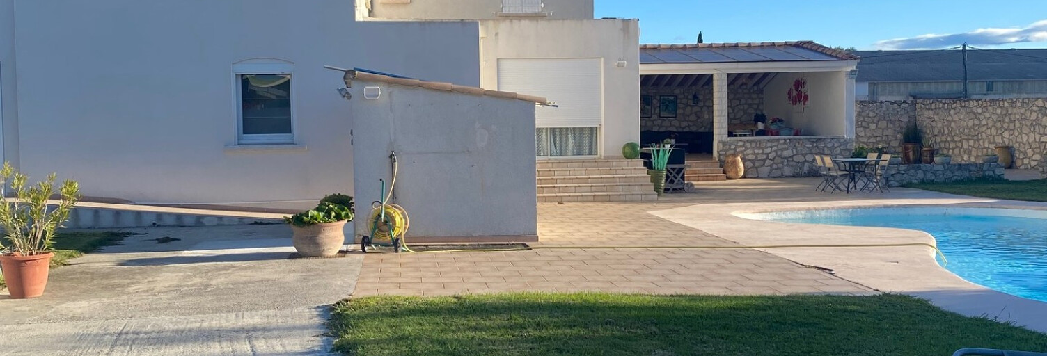 Maison 6 Pièces 200 m² à vendre à Saint-Martin-de-Valgalgues (30520)