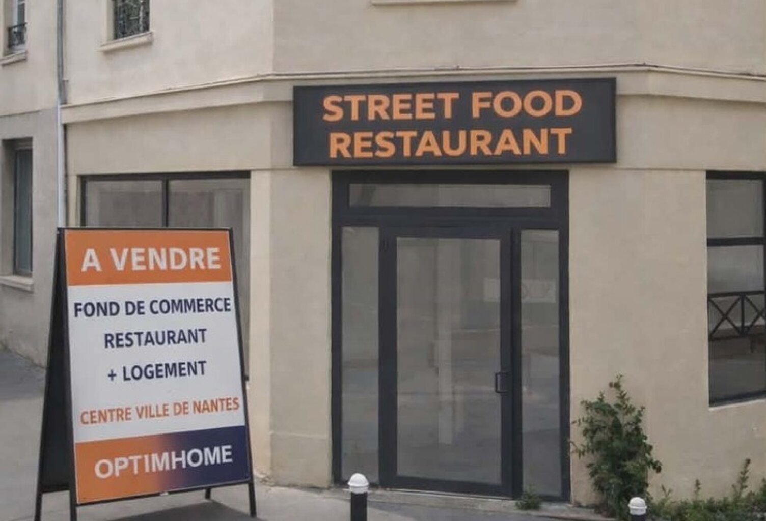 À VENDRE – FONDS DE COMMERCE RESTAURATION STREET FOOD – EMPLACEMENT N°1 – NANTES CENTRE — photo 1