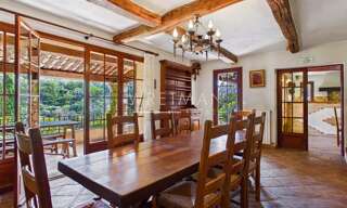 Maison 5 Pièces 162 m² à vendre à Le Bar-sur-Loup (06620)