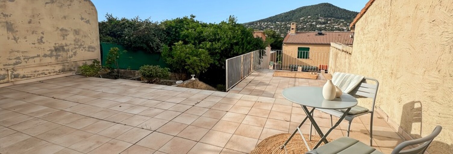 Maison 5 Pièces 108 m² à vendre à Carqueiranne (83320)