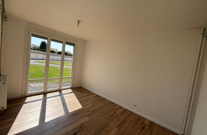 Appartement à vendre 2 pièces SOISSONS (02) — photo 2