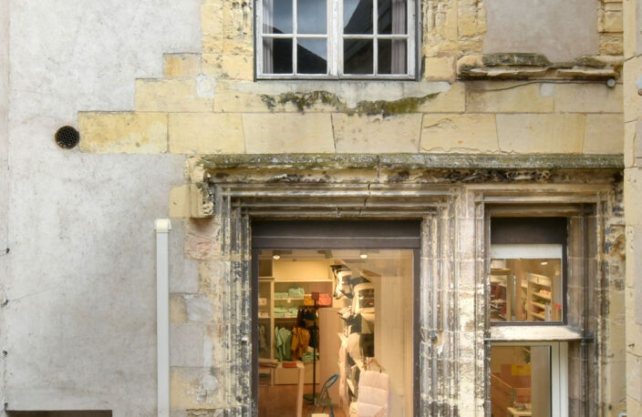 Immeuble à vendre NEVERS (58) La prestigieuse Maison du Prieur au coeur historique de NEVERS Inscrit MH à réabiliter — photo 5